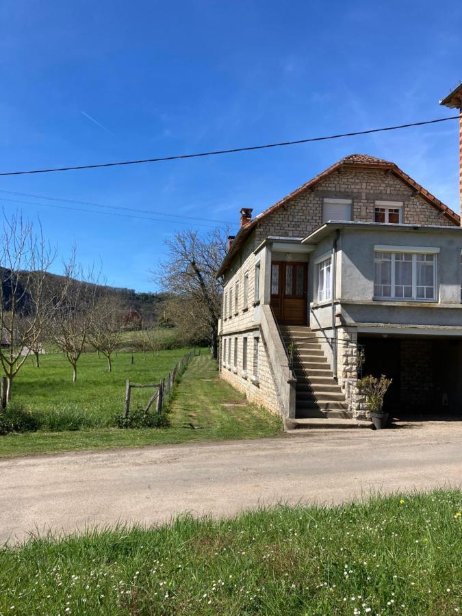 Gite La Maison De Juju Lacave  Buitenkant foto